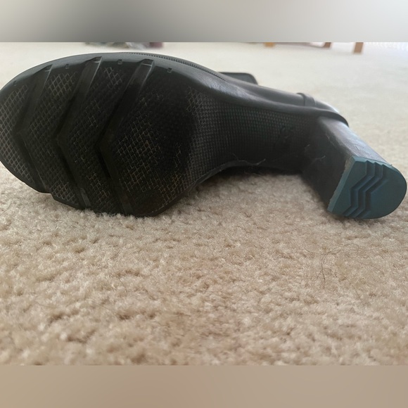 Sorel Women’s Boots - Picture 8 of 10